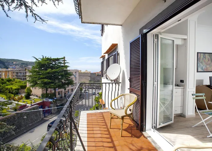 - Casa Lägenhet *